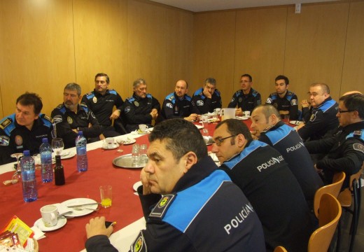 A Xunta reúnese con preto de trinta xefes de Policía Local para coñecer as súas demandas en formación e coordinación